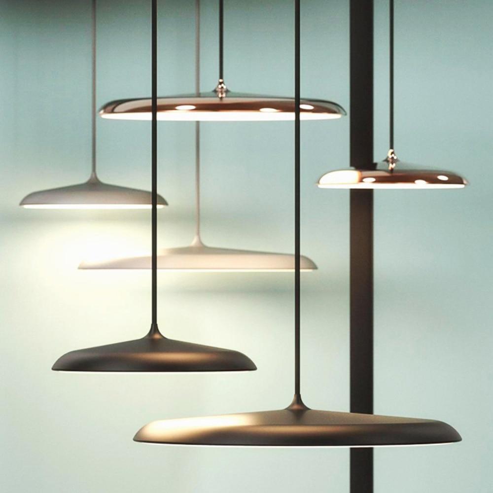 Contemporary disc sconce wall light
