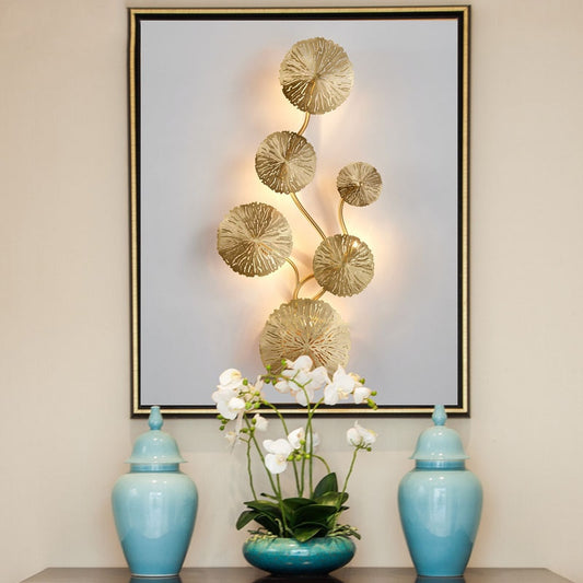Lotus flower wall lamp - elegant gold design
