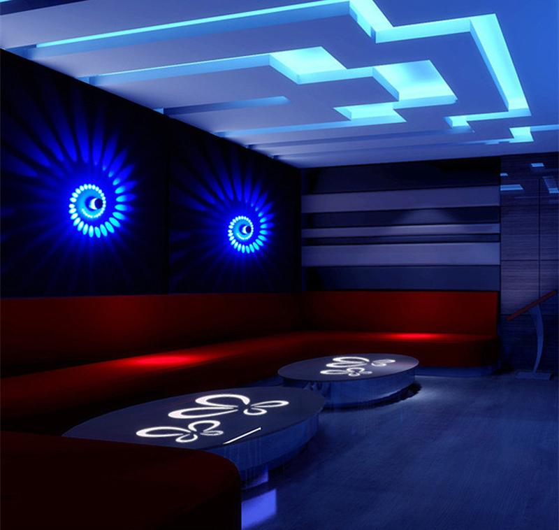 Round modern LED ceiling light with minimalist design