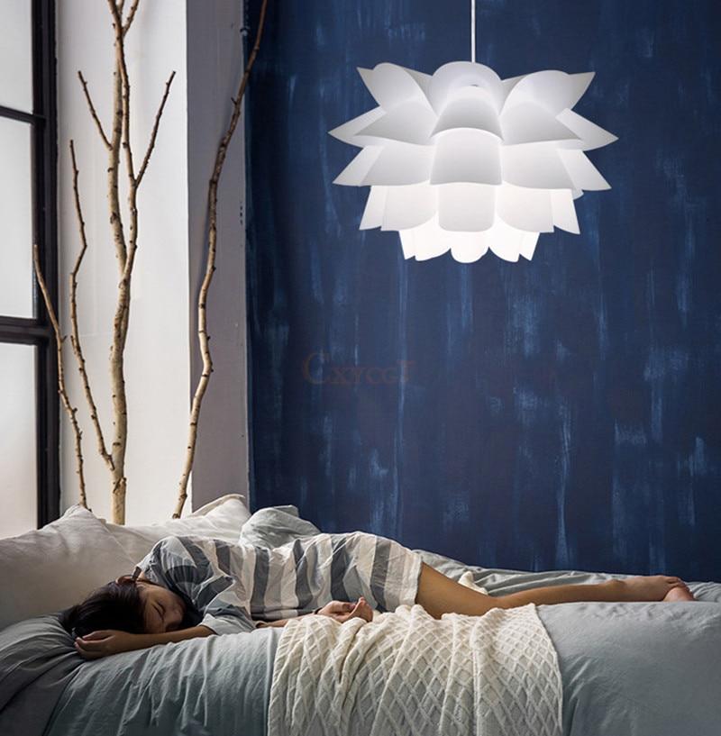gold lotus pendant light​