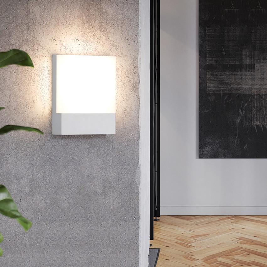 square outdoor wall light​