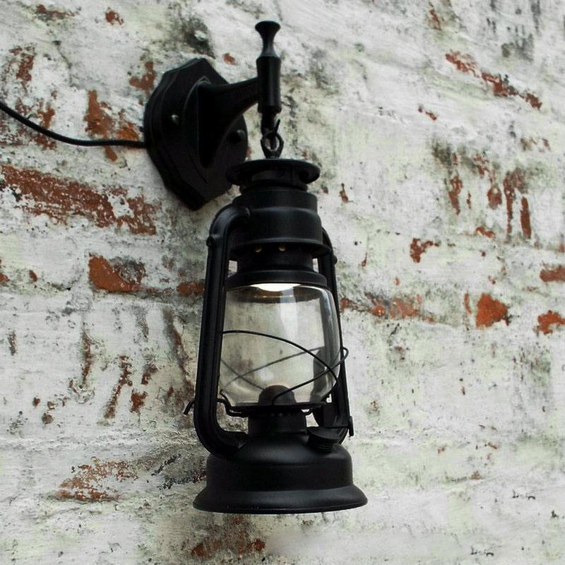 outdoor lantern lighting